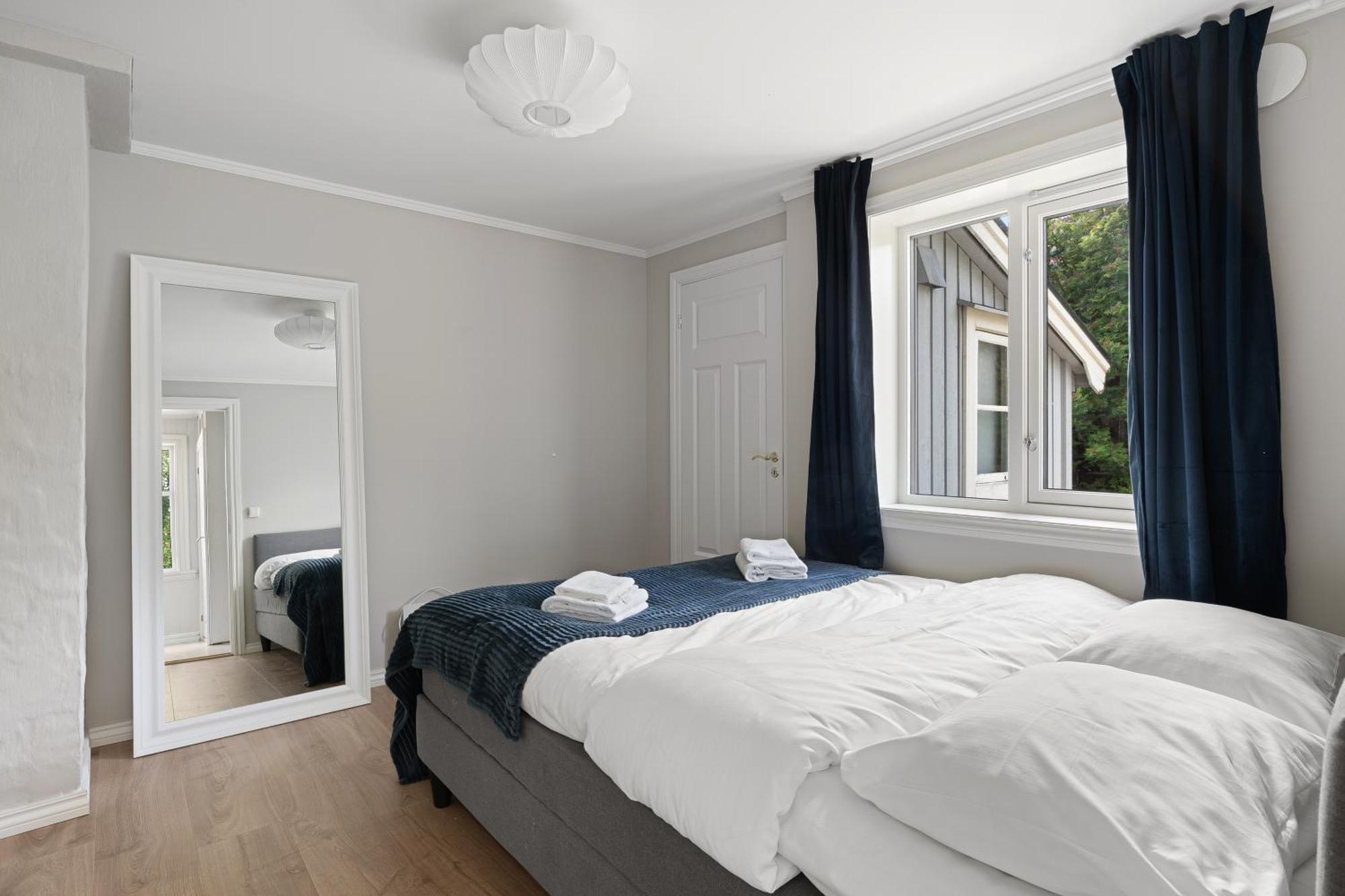 Arctic Homes - Historical Tromso House With View Exterior photo